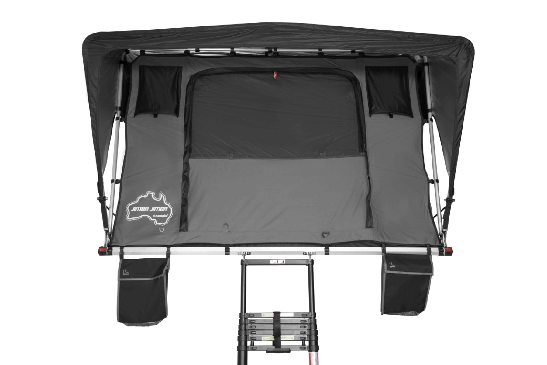 Frontansicht eines aufgebauten Dachzeltes mit Blick auf den Eingang