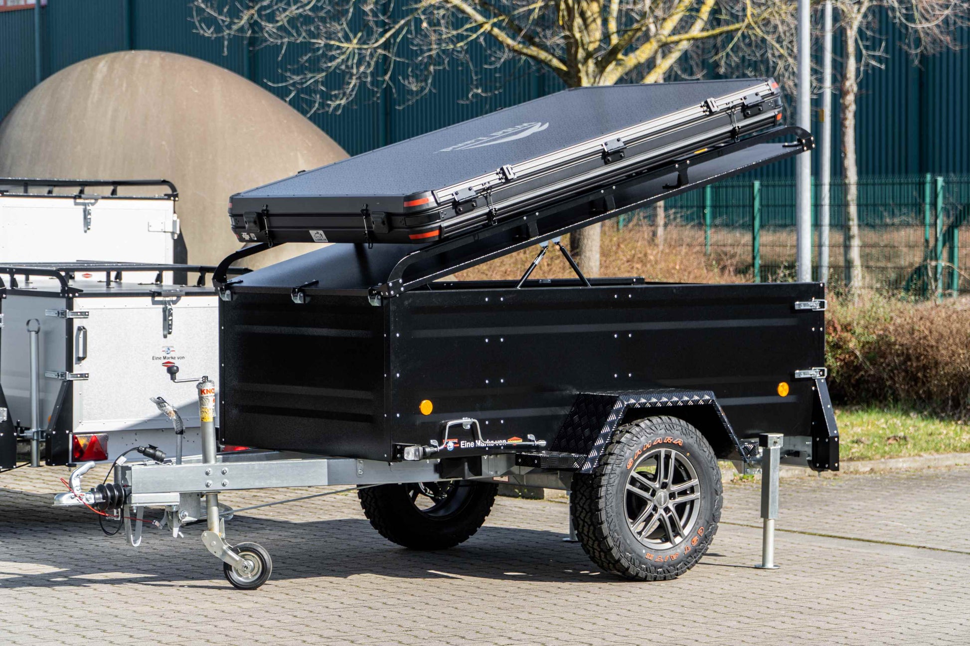 Dachzelt Anhänger auf Kofferanhänger-Basis – TPV KT-EB3 Offroad – Cultmobil Shop