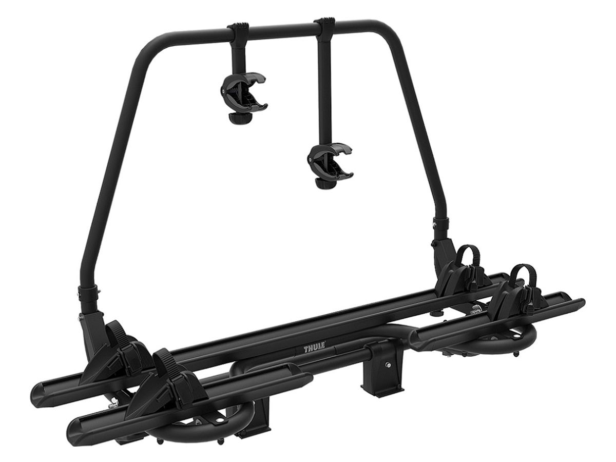 Produktfoto eines schwarzen Fahrradträgers vor weißem Hintergrund