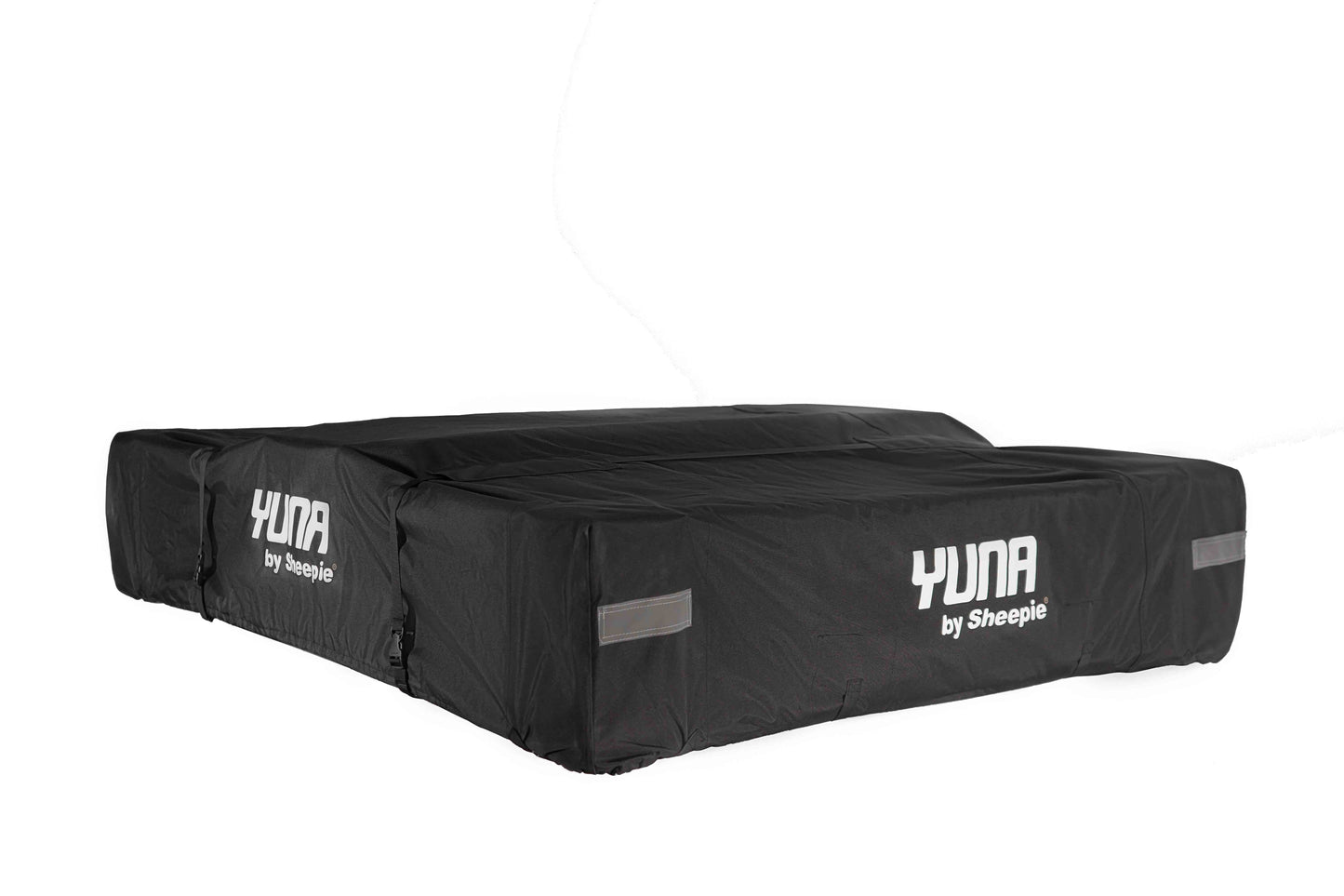 Detail Foto eines zusammengebauten Dachzeltes mit Haube. 