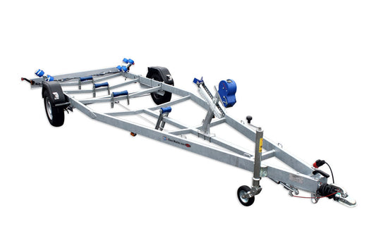 BA 1800-R Bootstrailer 7.385 x 2.310 x 1.365 1800kg Bootslänge bis 6,7m mit Winde
