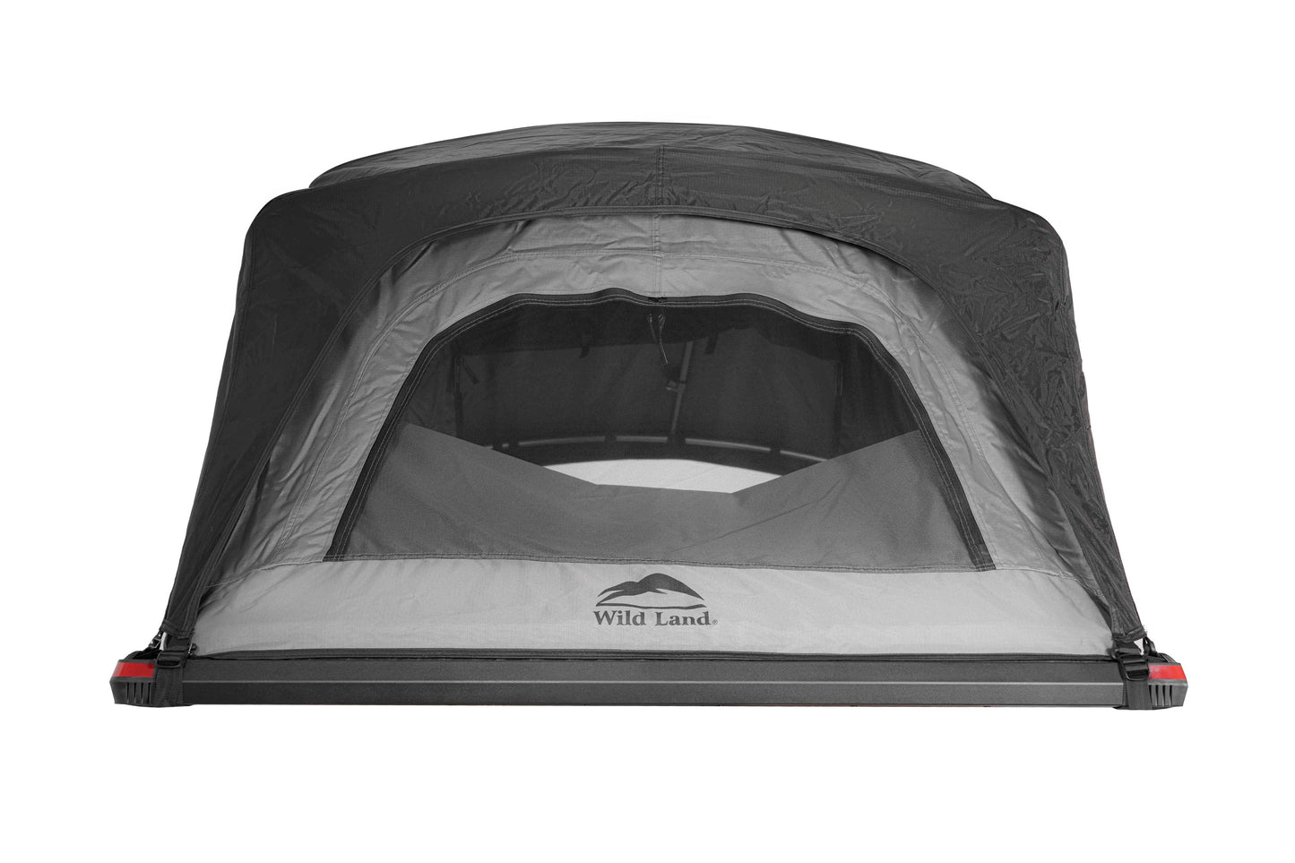 Dachzelt, von hinten aufgenommen, freigestellt und vor reinweißem Hintergrund